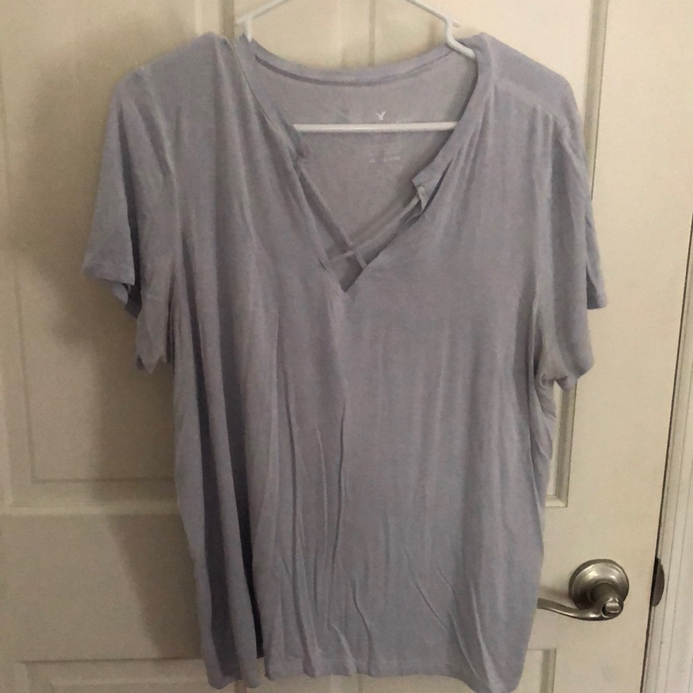 Criss cross American Eagle short sleeve shirt